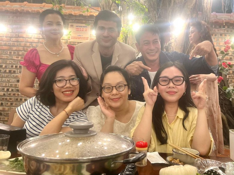 Danh tính "anh Tây nổi tiếng" từng được kỳ vọng cứu đời Hồng Diễm ở Trạm Cứu Hộ Trái Tim - 2