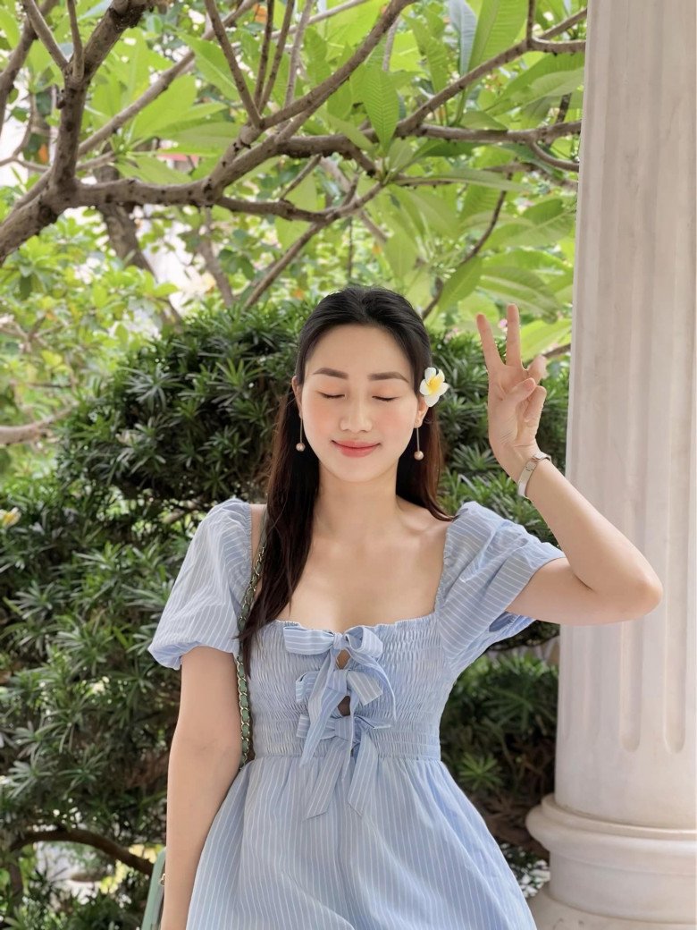 Chị em Á hậu bị &#34;ghét nhất&#34; showbiz, ở nhà chăm con mà lên đồ xinh như công chúa, cứ ngỡ gái còn son - 3