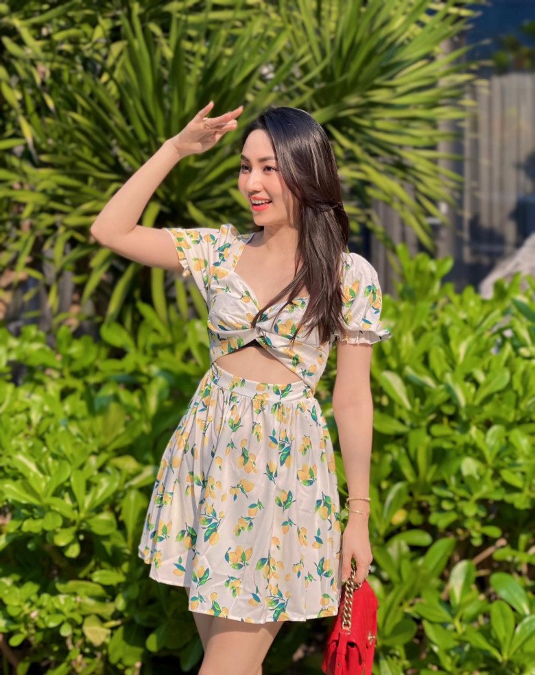 Chị em Á hậu bị &#34;ghét nhất&#34; showbiz, ở nhà chăm con mà lên đồ xinh như công chúa, cứ ngỡ gái còn son - 7