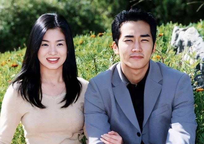&#34;Tình cũ&#34; mang lại may mắn cho Song Hye Kyo: &#34;Ông chú&#34; từng hẹn hò Lưu Diệc Phi, sở hữu tòa nhà 920 tỷ - 4