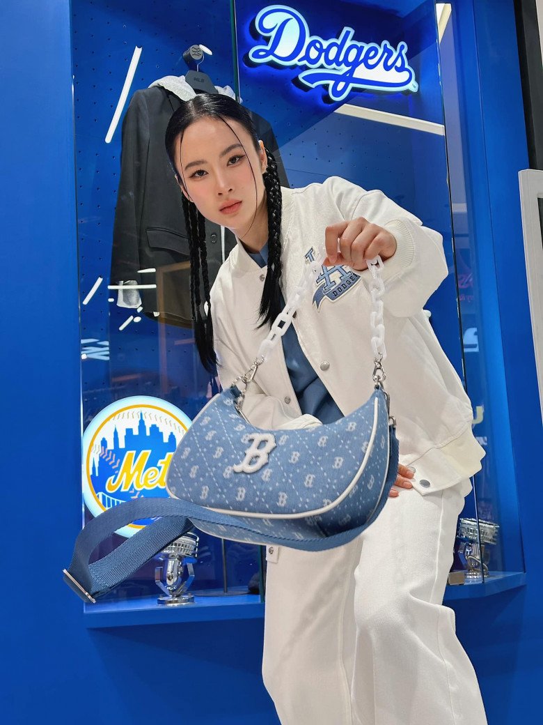 Nhan sắc 3 mỹ nhân ăn chay đẹp nhất Vbiz: Angela Phương Trinh đổi khác, có người đăng quang Hoa hậu quốc tế - 4