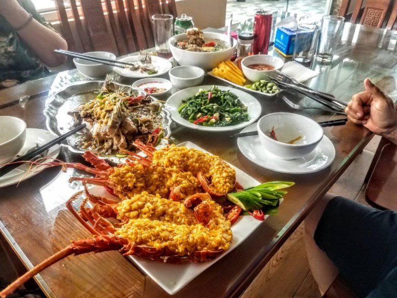 6 quán hải sản tươi ngon nhất Quảng Ninh, chất lượng "xịn xò" mà không lo "chặt chém" - 4
