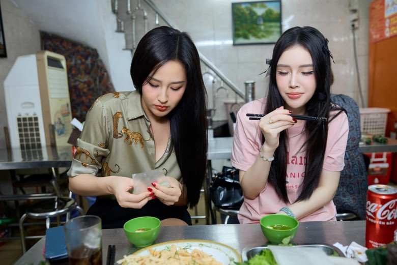 Mai Phương Thuý và em gái ruột sở hữu nhan sắc &#34;một chín một mười&#34;, nhìn vào cứ ngỡ sinh đôi - 4
