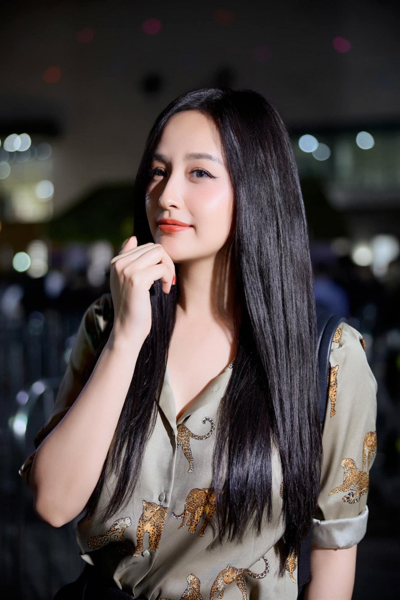 Mai Phương Thuý và em gái ruột sở hữu nhan sắc &#34;một chín một mười&#34;, nhìn vào cứ ngỡ sinh đôi - 1