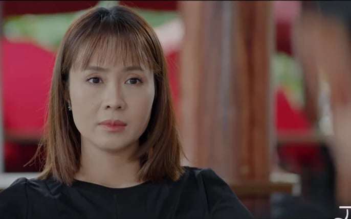 Chỉ thay đổi một điểm trên gương mặt, 2 &#34;đệ nhất mỹ nhân&#34; VTV xuống sắc khó tin - 1