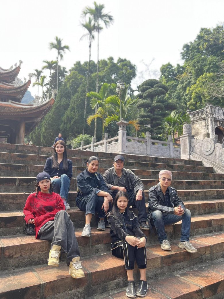&#34;Vua bãi rác&#34; khiến Phương Oanh bật khóc, làm ông chủ quán nhậu, ấm êm bên vợ trẻ - 9