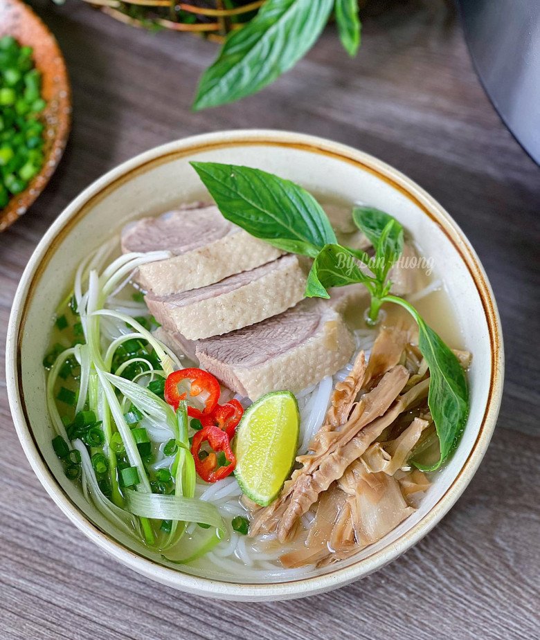 Cách nấu bún măng vịt đơn giản tại nhà, vừa ngon lại thanh ngọt dễ ăn, cuối tuần ai cũng thích - 6