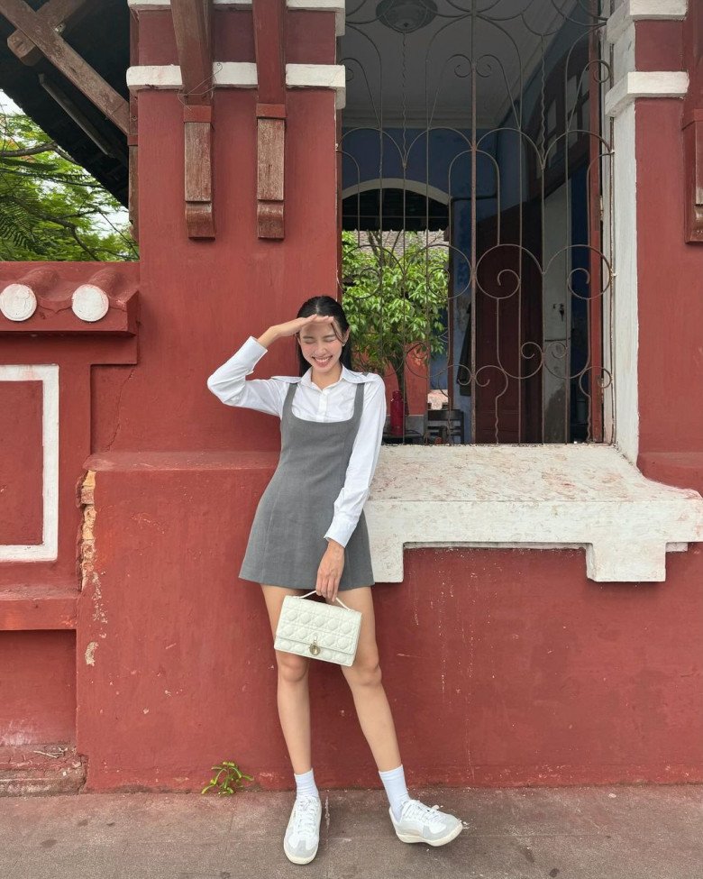 Gợi ý 12 bộ trang phục công sở đẹp nhất của 3 Hoa hậu Việt, có một quy tắc &#34;bất di bất dịch&#34; nếu muốn sang - 1