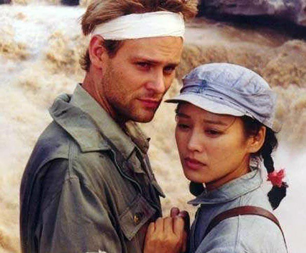 &#34;Đệ nhất mỹ nhân&#34; màn ảnh vội vã lấy chồng Tây rồi sinh con sớm và cái kết buồn - 2