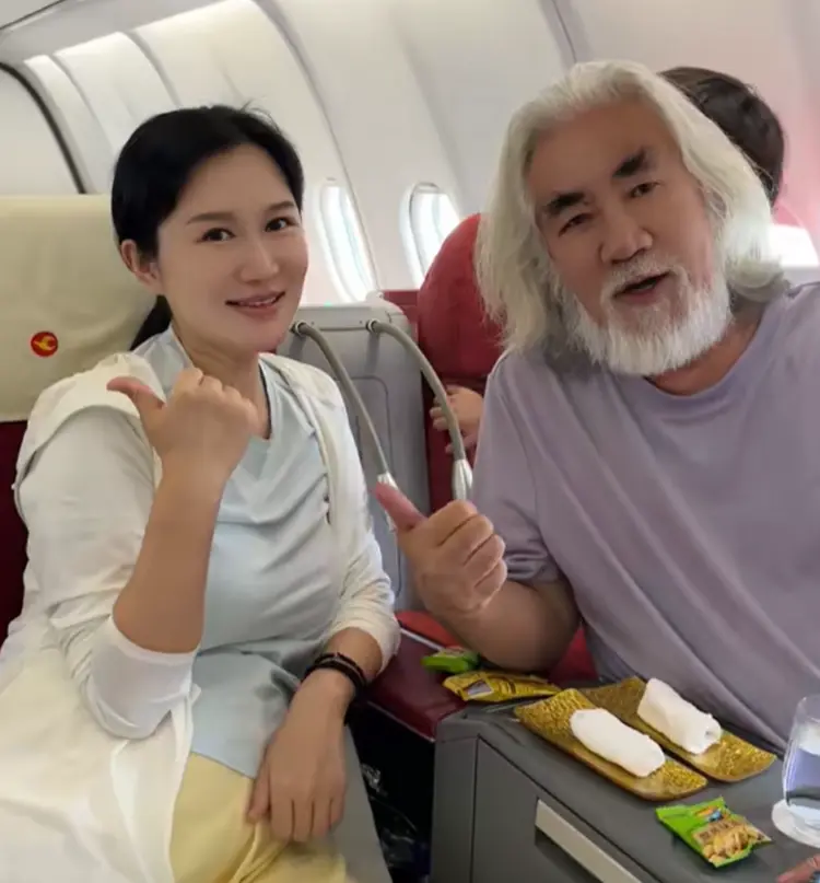 Ông trùm phim kiếm hiệp nuông chiều vợ bầu kém 31 tuổi, đặt vé máy bay lúc 3h sáng chỉ vì vợ thèm ăn món đặc sản - 4