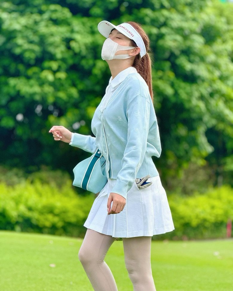 &#34;Quốc bảo nhan sắc Việt&#34; mỗi năm chỉ tập bộ môn này một lần, vẫn giữ được đường cong sắc lẹm - 6