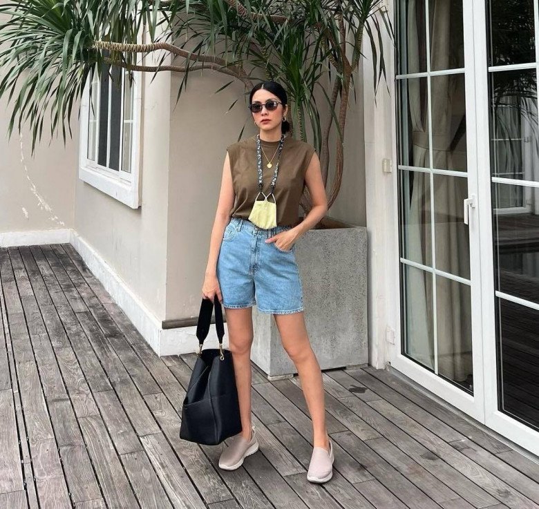 10 công thức phối quần short của mỹ nhân Việt: Đơn giản vẫn thời thượng, tôn chân dài dáng thon - 6