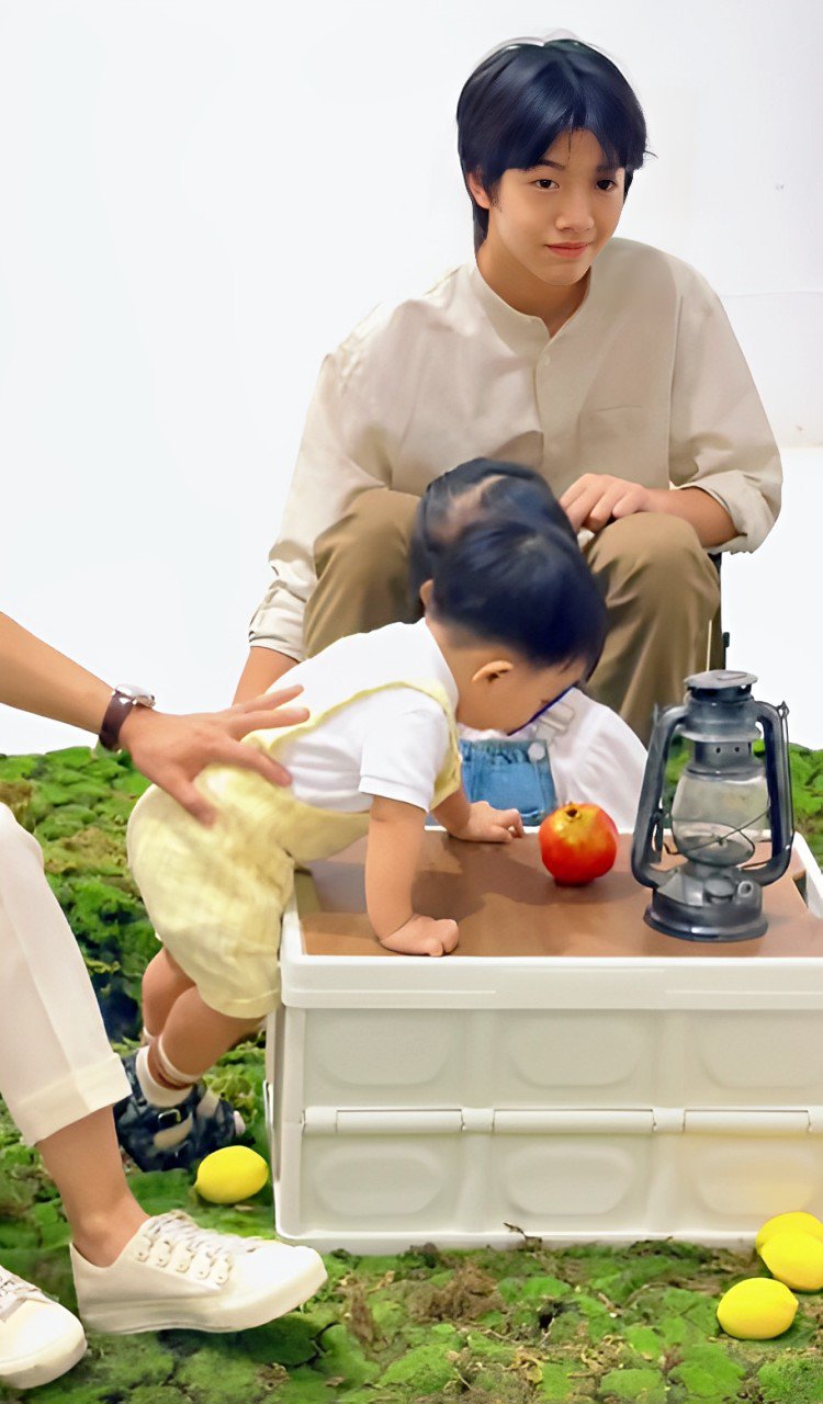 Subeo nhà Cường Đô La cao &#34;vượt&#34; bố ruột, nhiều lần diện đồ đôi thời thượng với bố dượng Kim Lý - 10
