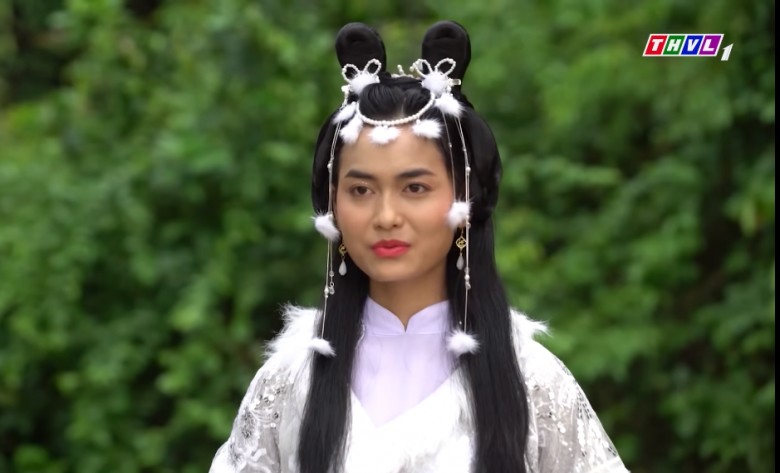 &#34;Thần tiên tỷ tỷ&#34; phim cổ trang Việt bị nói là Lưu Diệc Phi bản lỗi, nhan sắc ngoài đời gây bất ngờ - 2