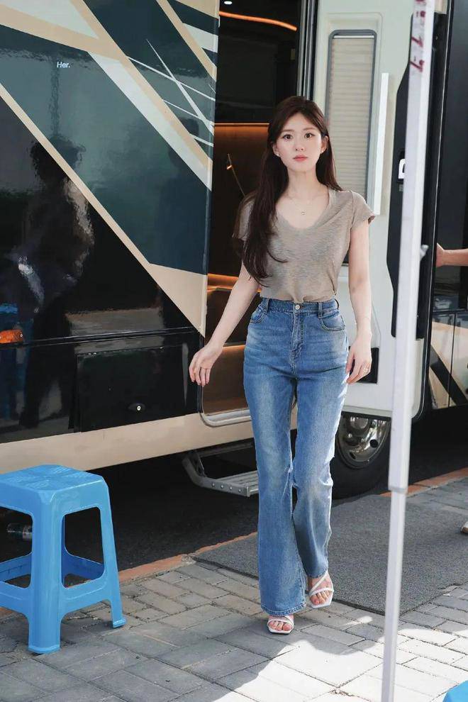Bí quyết chọn quần jeans giúp hô biến vòng 3 xập xệ thành hông trái đào, dáng người thế nào mặc cũng đẹp - 2