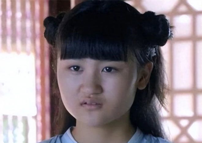 3 sao nhí bị chê thậm tệ vì kém xinh: &#34;Con gái&#34; Lưu Diệc Phi vẫn chưa bằng cô bé bỏ đi du học - 6