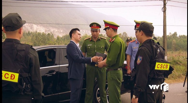 Việt Anh và Thúy Ngân: Cặp diễn viên Việt chuyên &#34;ăn cơm tù&#34;, sợ con hỏi không biết trả lời ra sao - 9