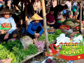 Phiên chợ tồn tại từ gần trăm năm, đến nay là địa điểm độc lạ và niềm tự hào của người xứ Thanh