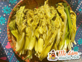 Mẹ đảm chia sẻ kinh nghiệm muối dưa theo ngũ hành, đảm bảo ai làm cũng thành công