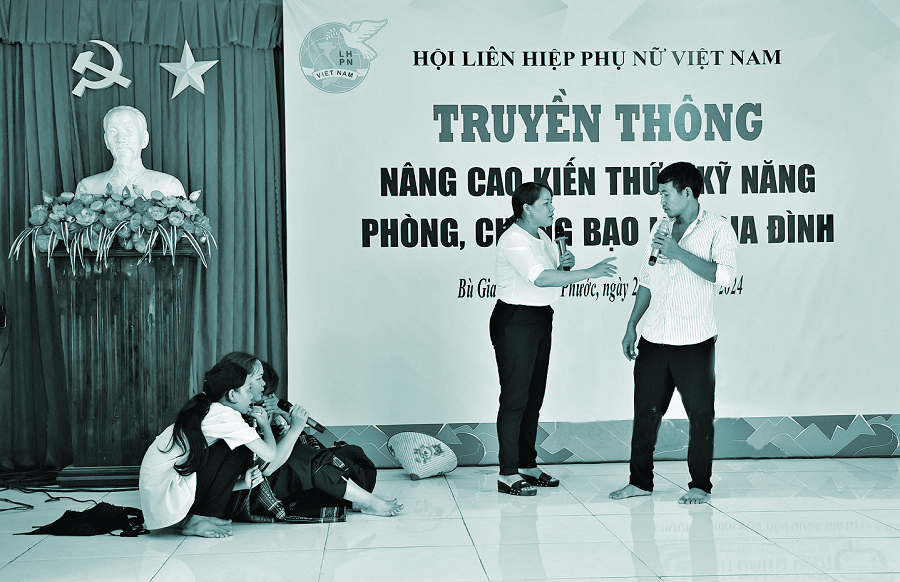 Những người hàn gắn hạnh phúc - 2