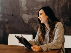 9 dấu hiệu tiết lộ bạn đi đâu cũng rất được mọi người tôn trọng