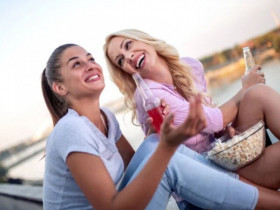 Phụ nữ không cần gây ấn tượng với ai thường thể hiện 7 nét tính cách độc đáo này