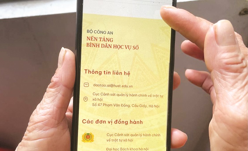 “Diệt giặc dốt” trên không gian số - 2