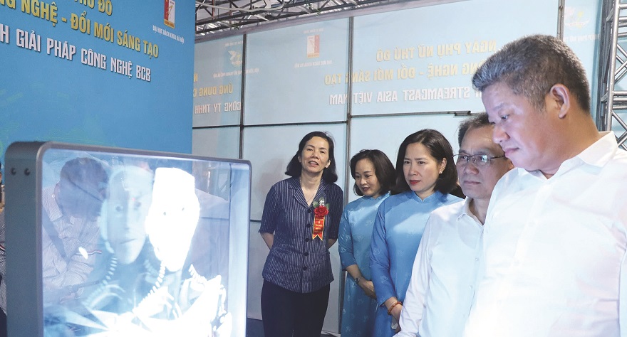 “Diệt giặc dốt” trên không gian số - 1