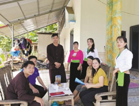 Cùng phụ nữ dân tộc thiểu số thay đổi “nếp nghĩ, cách làm”