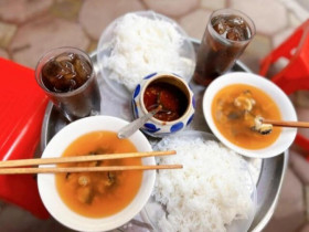 5 món bún xua tan nắng nóng mùa hè Hà Nội, toàn đặc sản có từ lâu đời, càng ăn vỉa hè càng ngon