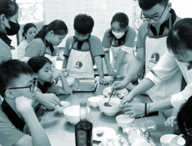Nở rộ các khóa chiêu sinh ngày hè