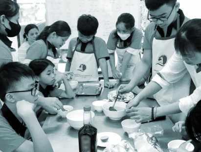 Nở rộ các khóa chiêu sinh ngày hè