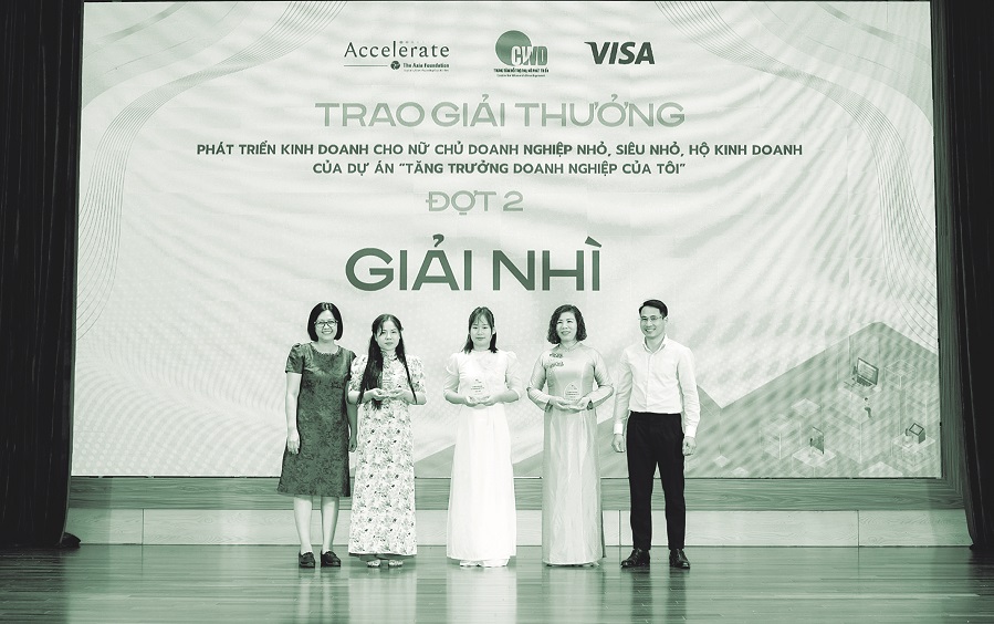 Đưa hạt gạo Việt vào tranh - 1