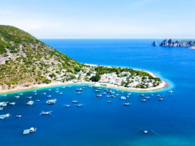 Có một "viên ngọc xanh" ẩn mình, khung cảnh bình dị đến lạ: Ở Nha Trang mà cứ ngỡ lạc vào xứ sở thần tiên
