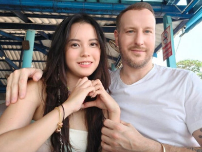 Mẹ đơn thân được trai Tây tặng 1 tỷ sau 3 ngày quen, chê chồng gia trưởng nhưng chị em ùn ùn "xin vía"