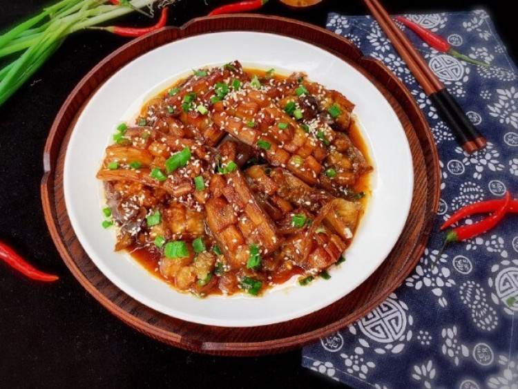 Đi chợ gặp "vua của các loại rau" này mua ngay, về rim ăn với cơm vừa ngon rẻ lại đại bổ