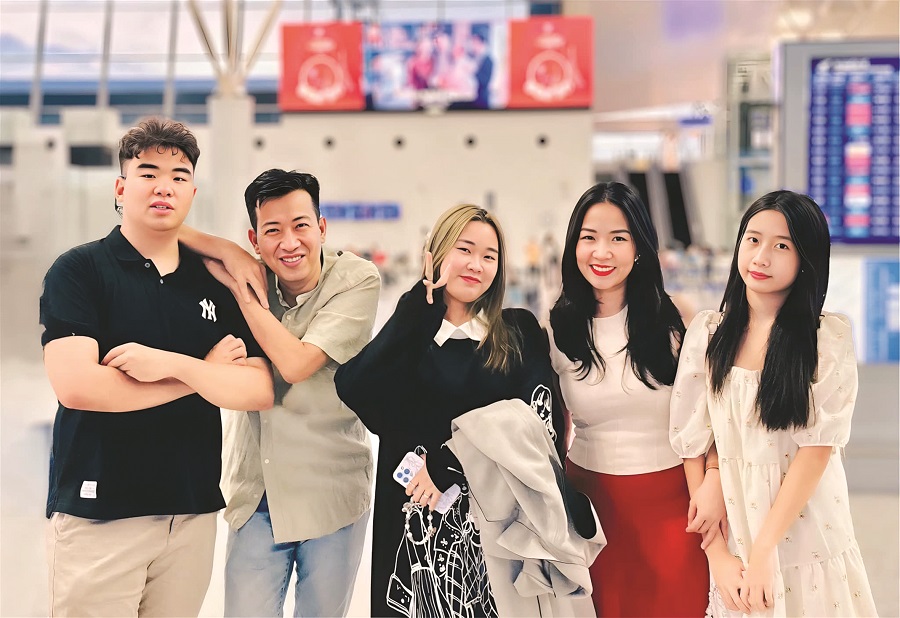 Nghe nhà báo kể chuyện nghề - 2