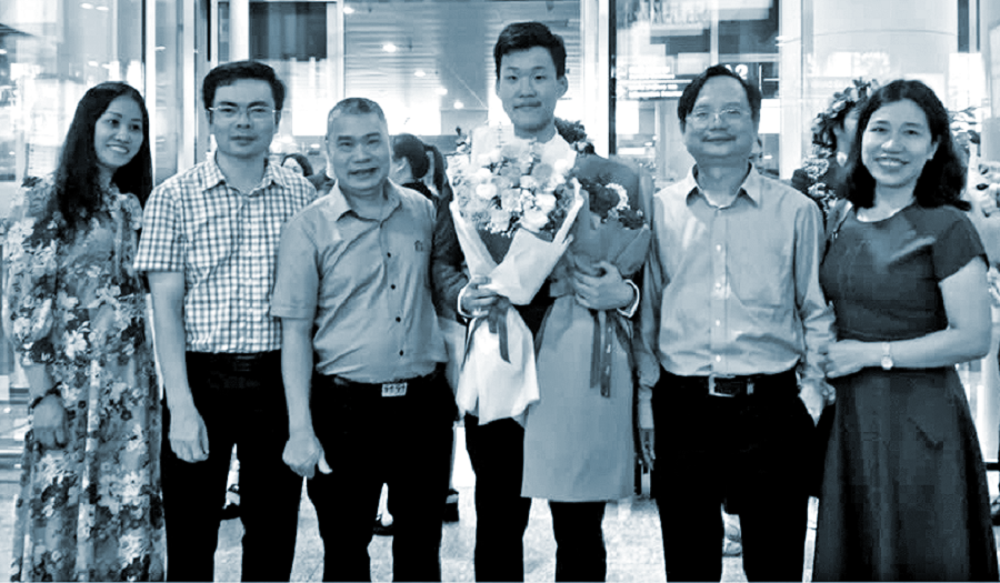 Thành công nhờ niềm đam mê Toán - 1