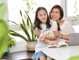 Nữ nhà báo Trần Thu Hà: Nhìn con mà tôi tự sửa mình