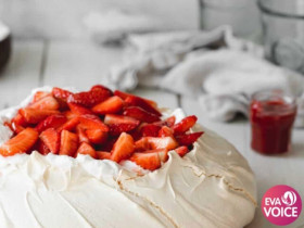 Mê mẩn Pavlova, món tráng miệng đẹp như một bông hoa