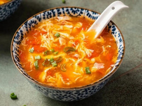 Nấu canh cà chua trứng mãi vẫn tanh, nhớ mẹo này canh nấu lần nào thơm nức lần đó, nổi vân cực đẹp