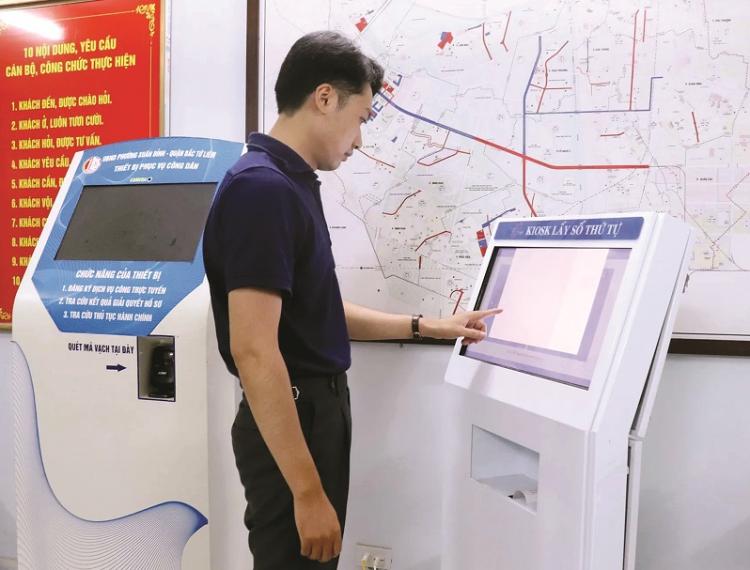 Phụ nữ U40 nên có 3 kiểu quần này trong tủ, vừa không lỗi mốt lại cực kỳ tôn dáng