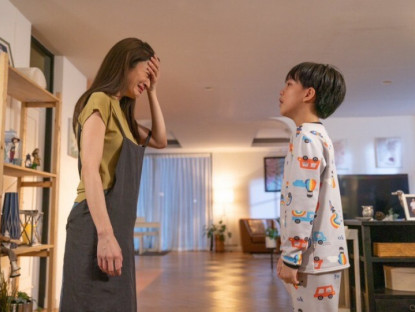 Vợ ly hôn vì mẹ chồng không giữ cháu, một tháng sau quay lại xin tái hợp, chồng chỉ nói đúng một câu