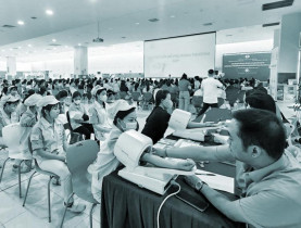 Nâng cao hiểu biết cho người lao động