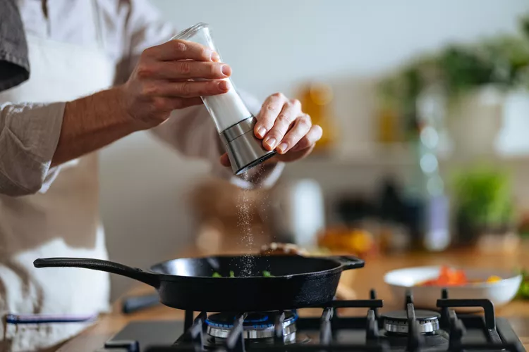 Đại kỵ khi uống cà phê, đừng bao giờ dùng chung với 6 thực phẩm này nếu không muốn rước bệnh vào người - 7