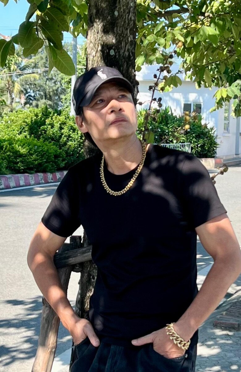 Con gái thứ 3 của NSƯT Võ Hoài Nam thi tốt nghiệp THPT, thiếu nữ 18 tuổi được khen &#34;nhặt hết nét đẹp của bố&#34; - 16