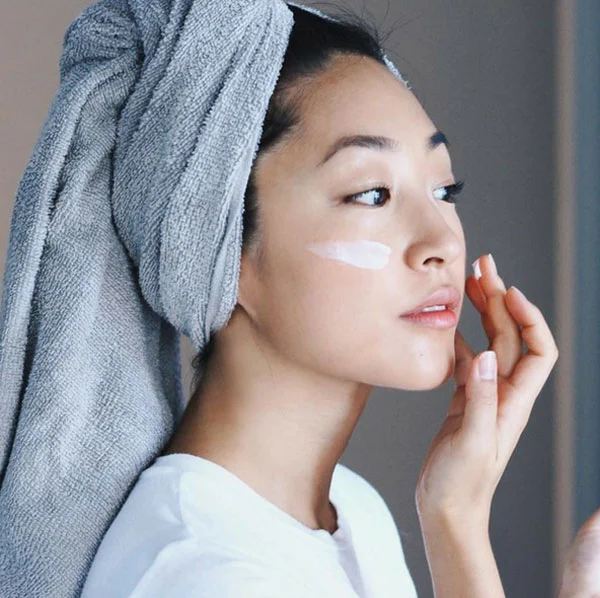 5 điều cần nhớ để làn da bạn được tái sinh ngay trong giấc ngủ mỗi đêm - 4