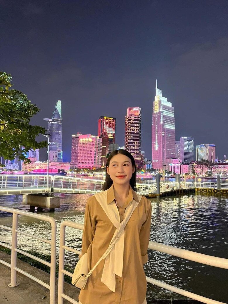 Cô gái có lợi thế sân nhà của Hoa hậu Việt Nam, lại không đặt nặng mục tiêu chiến thắng vương miện - 9