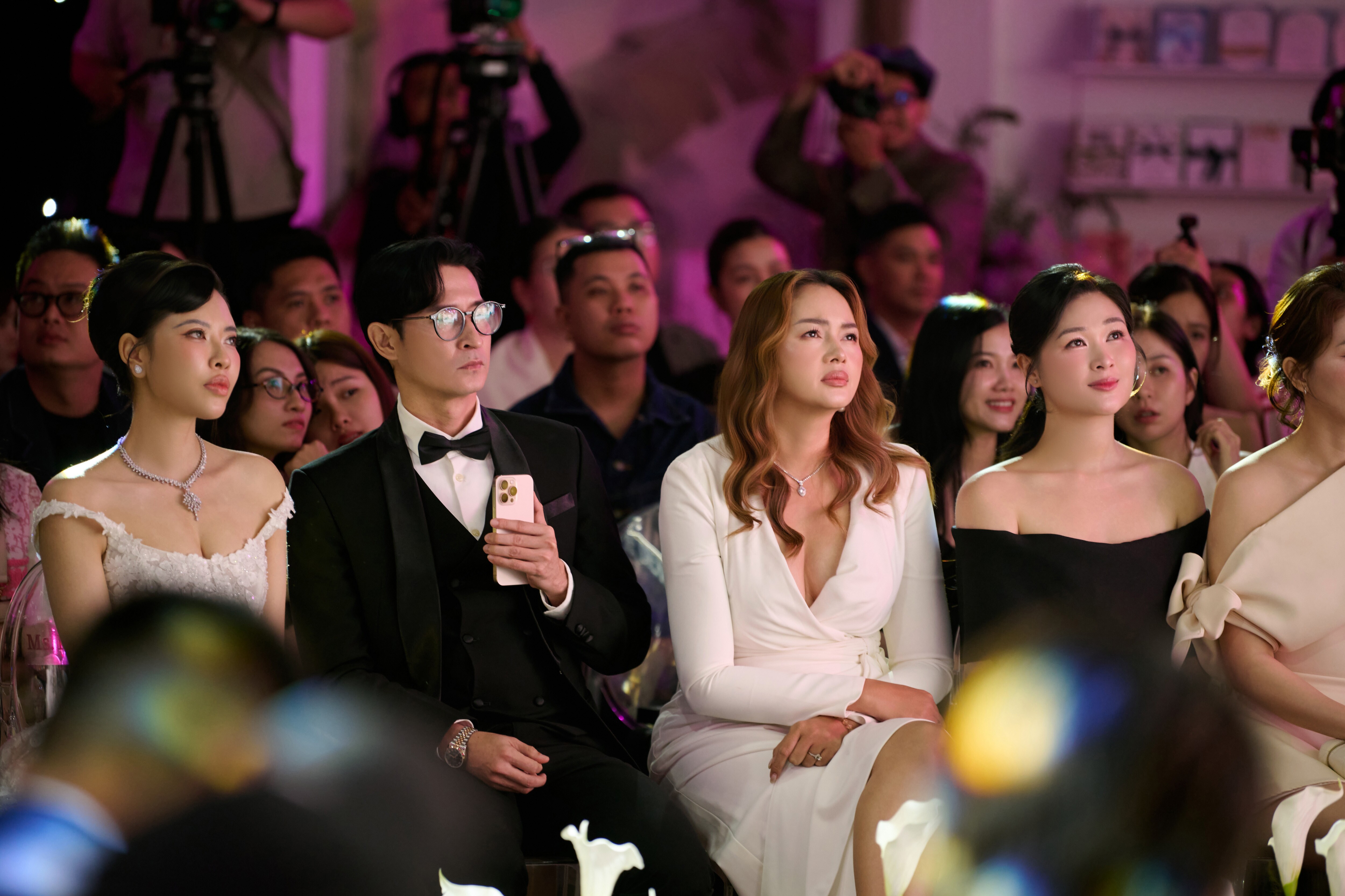 Con gái Huy Khánh nối nghiệp mẹ, 13 tuổi làm người mẫu thần thái không kém dàn mỹ nhân đình đám - 3