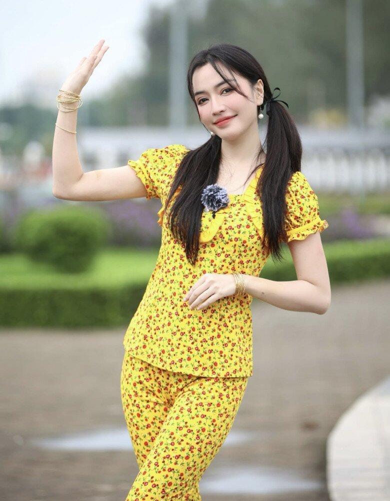 Đọ nhan sắc 3 ca sĩ U40 vẫn xứng danh em xinh, trẻ đẹp đến mức được có người được gọi "vợ quốc dân" - 8